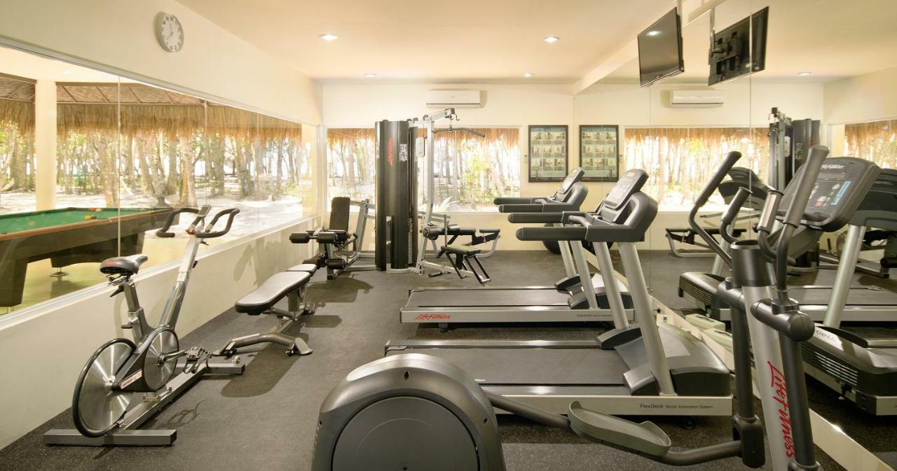 เซาท์ ปาล์ม รีสอร์ต Hotel ปางเลา ภายนอก รูปภาพ A gym at a hotel